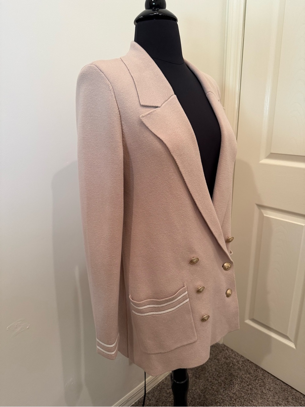 L’AGENCE Eileen Knit Double-Breasted Boyfriend Knit Blazer Blush Pink M $525 - Picture 8 of 15